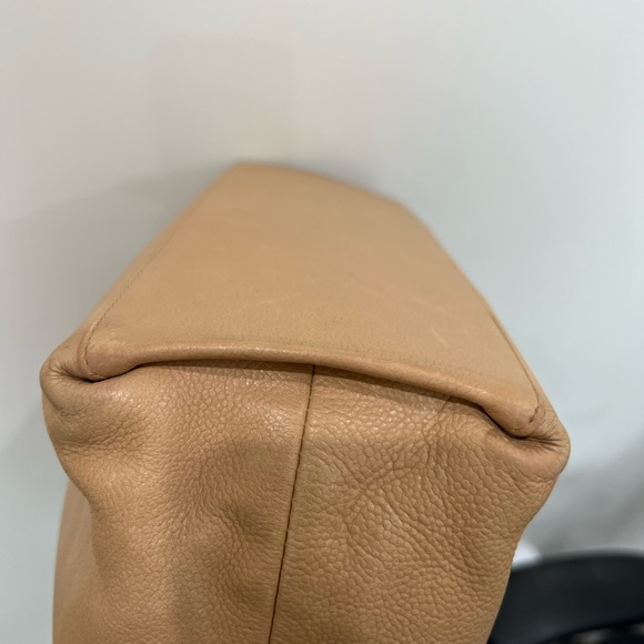 Chanel Coco Mark beige caviar tote - Picture 12 of 12